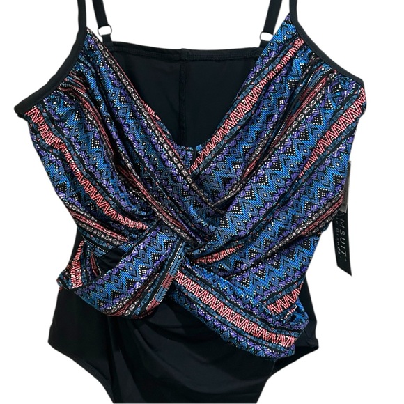 Dreamsuit Elegant  Black  Multi crossover  Slimming One-Piece Swimsuit Size 18W - Picture 6 of 16